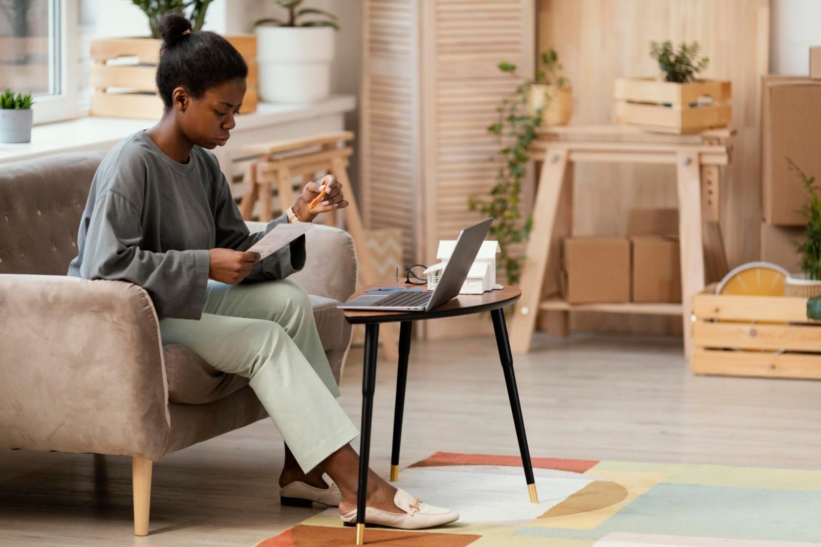 Équipe marnixyvora travaillant sur des solutions financières